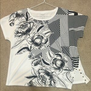 Chico's Black and White Patterned Top